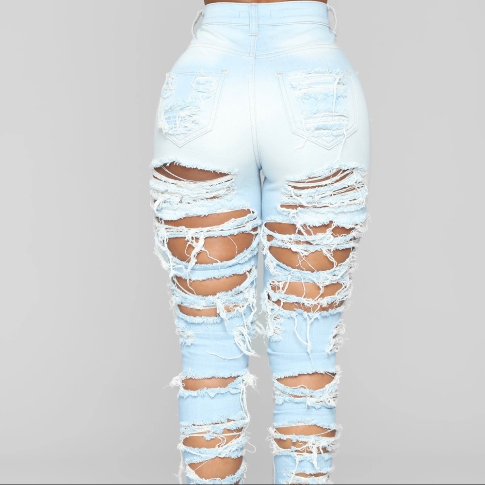 Distressed jeans light blue wash - Picture 6 of 12